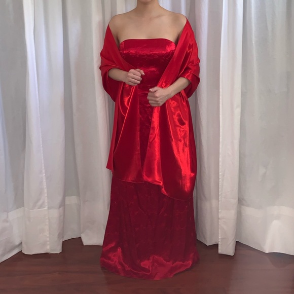 Jessica McClintock Red satin evening gown - Picture 4 of 6